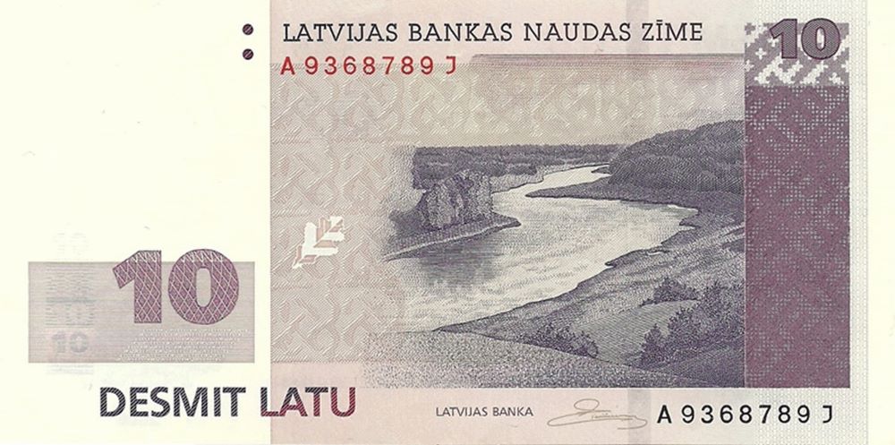 Latvian 10 Latu Old Note