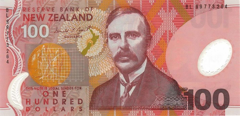 New Zealand 100 Dollar Old Note